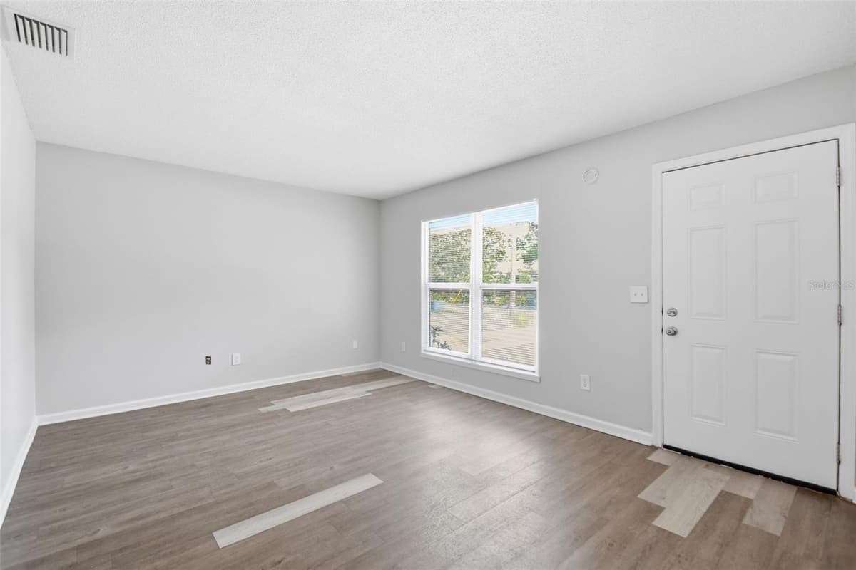 1334 ATLANTIC DRIVE — photo 15 of 51