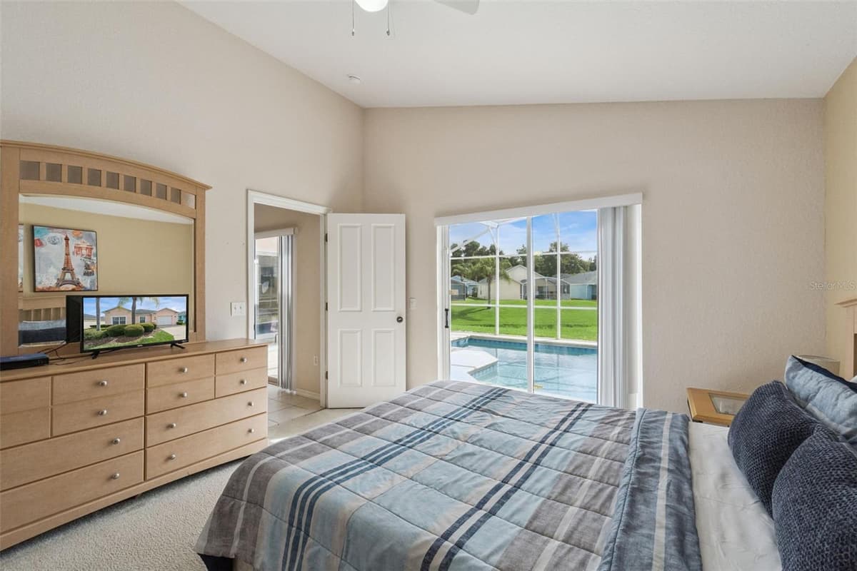 621 RESERVE DRIVE — photo 15 of 39