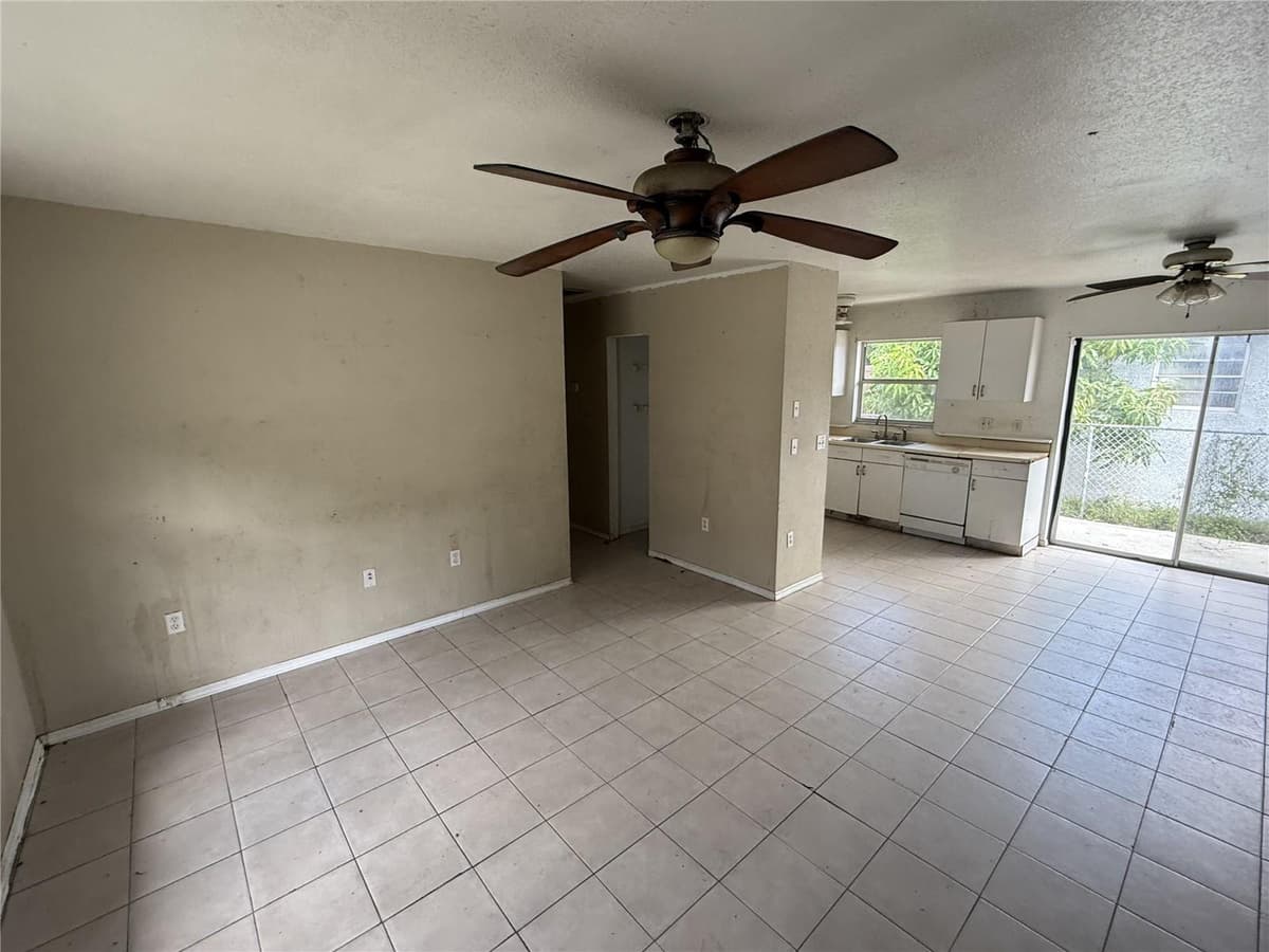 3124 11TH STREET COURT — photo 4 of 17