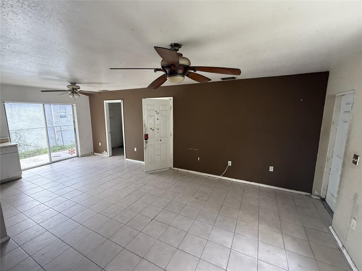 3124 11TH STREET COURT — photo 5 of 17