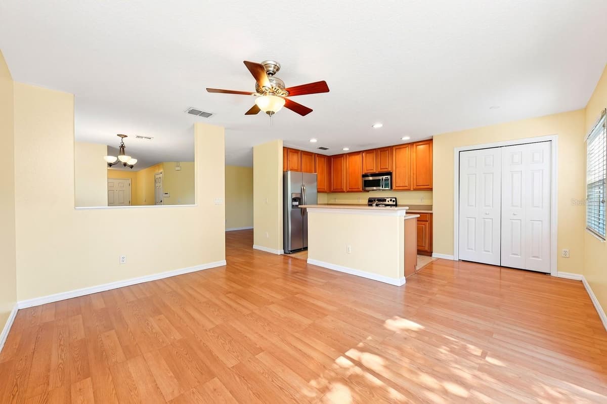 12905 LEXINGTON SUMMIT STREET — photo 6 of 31