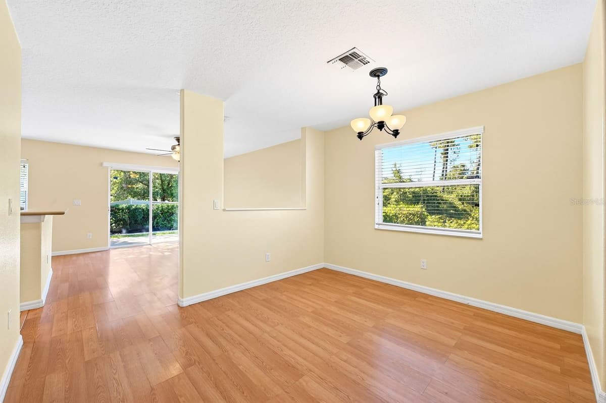 12905 LEXINGTON SUMMIT STREET — photo 28 of 31