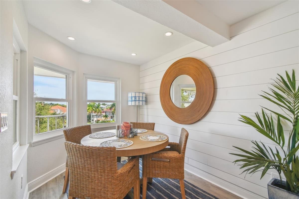 1125 PINELLAS BAYWAY — photo 21 of 55