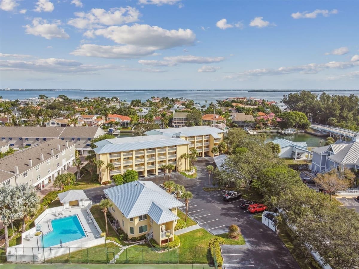 1125 PINELLAS BAYWAY — photo 52 of 55