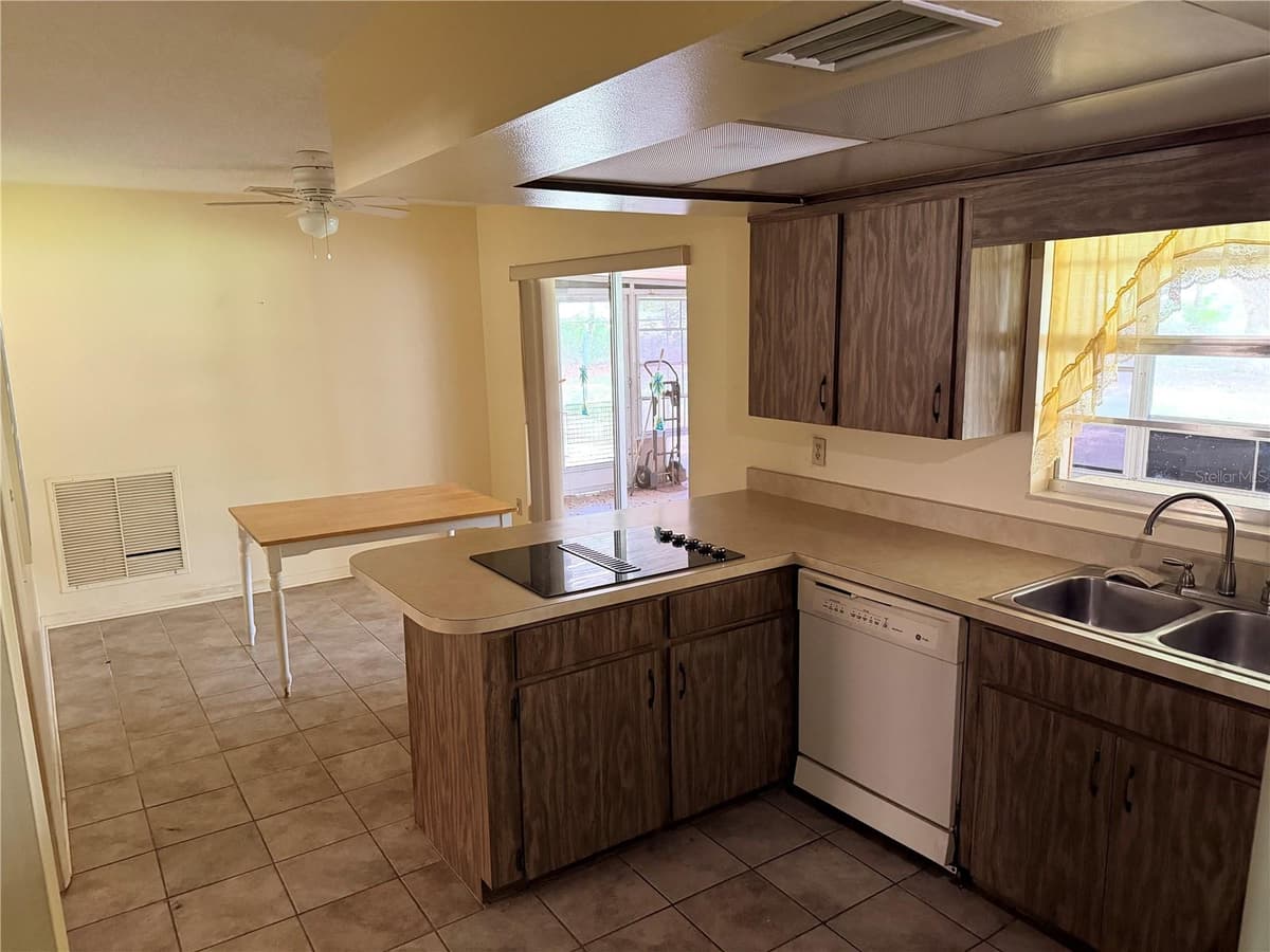 5555 SOUTH EATON TERRACE — photo 3 of 16
