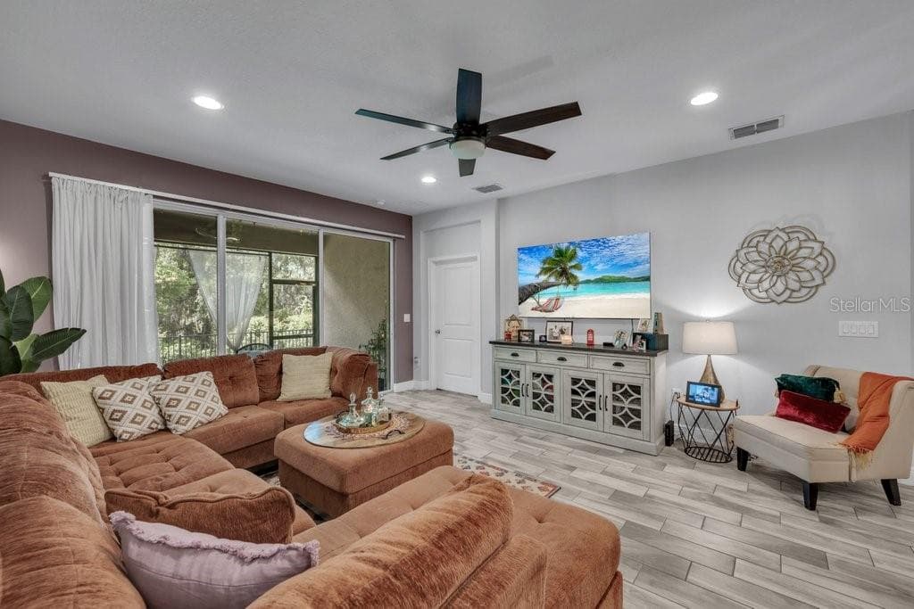 11505 CAMBIUM CROWN DRIVE — photo 18 of 52