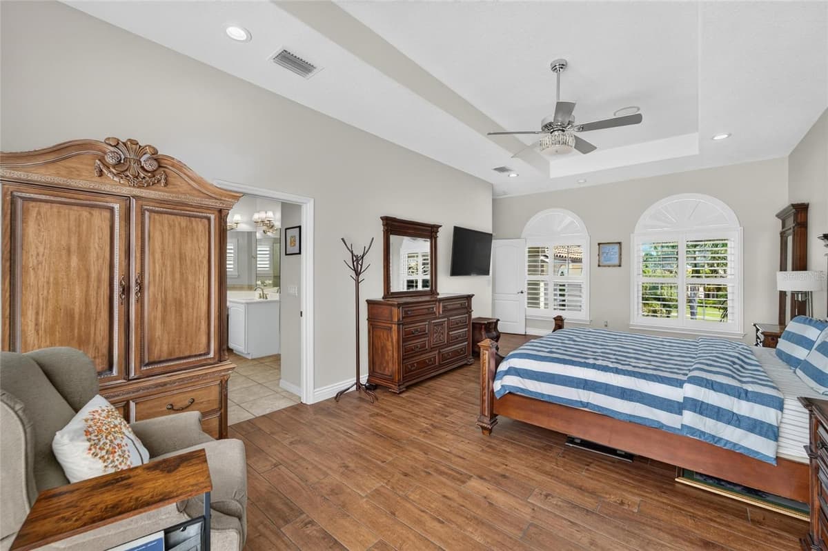 6203 MARBELLA BOULEVARD — photo 44 of 100