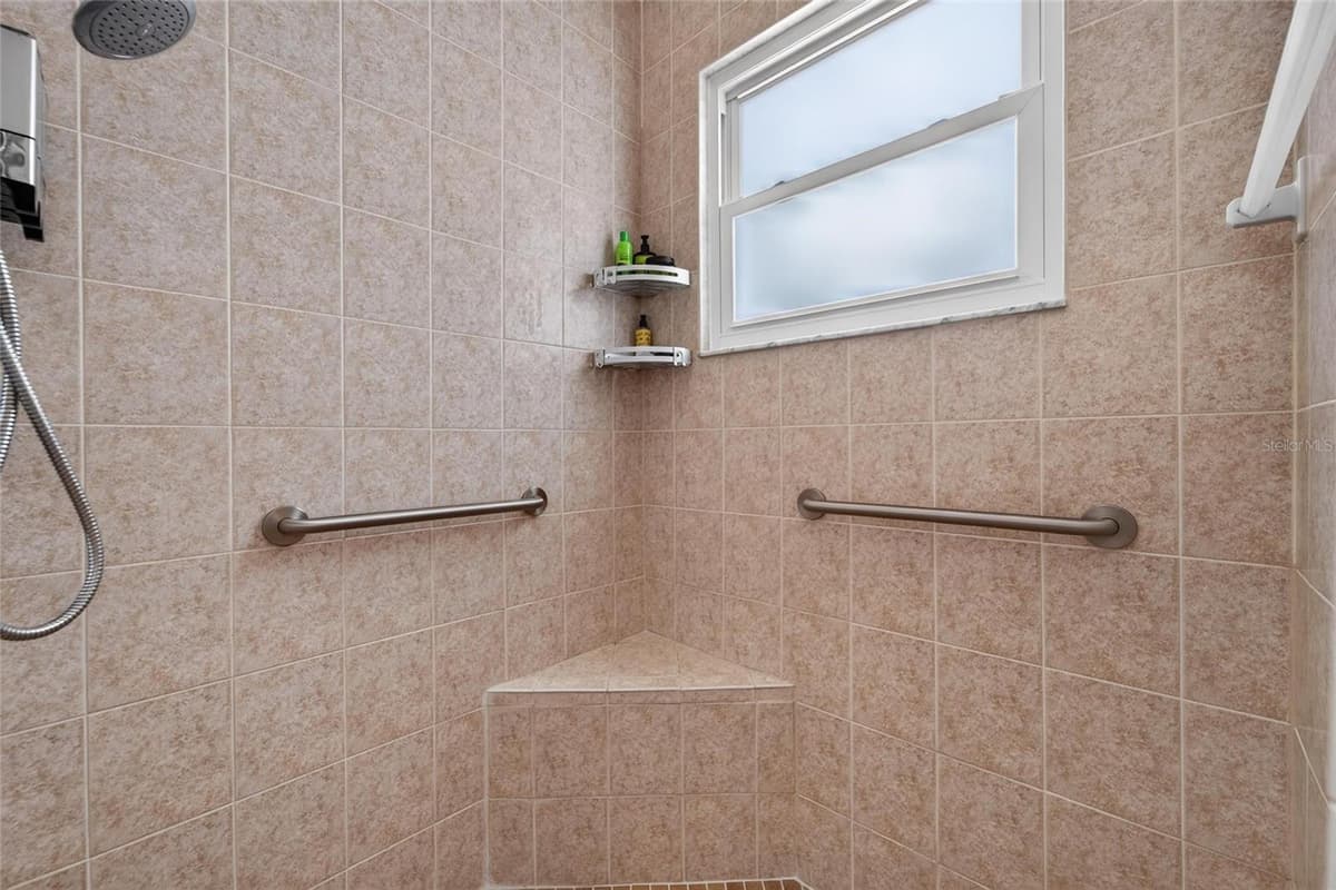 6203 MARBELLA BOULEVARD — photo 49 of 100