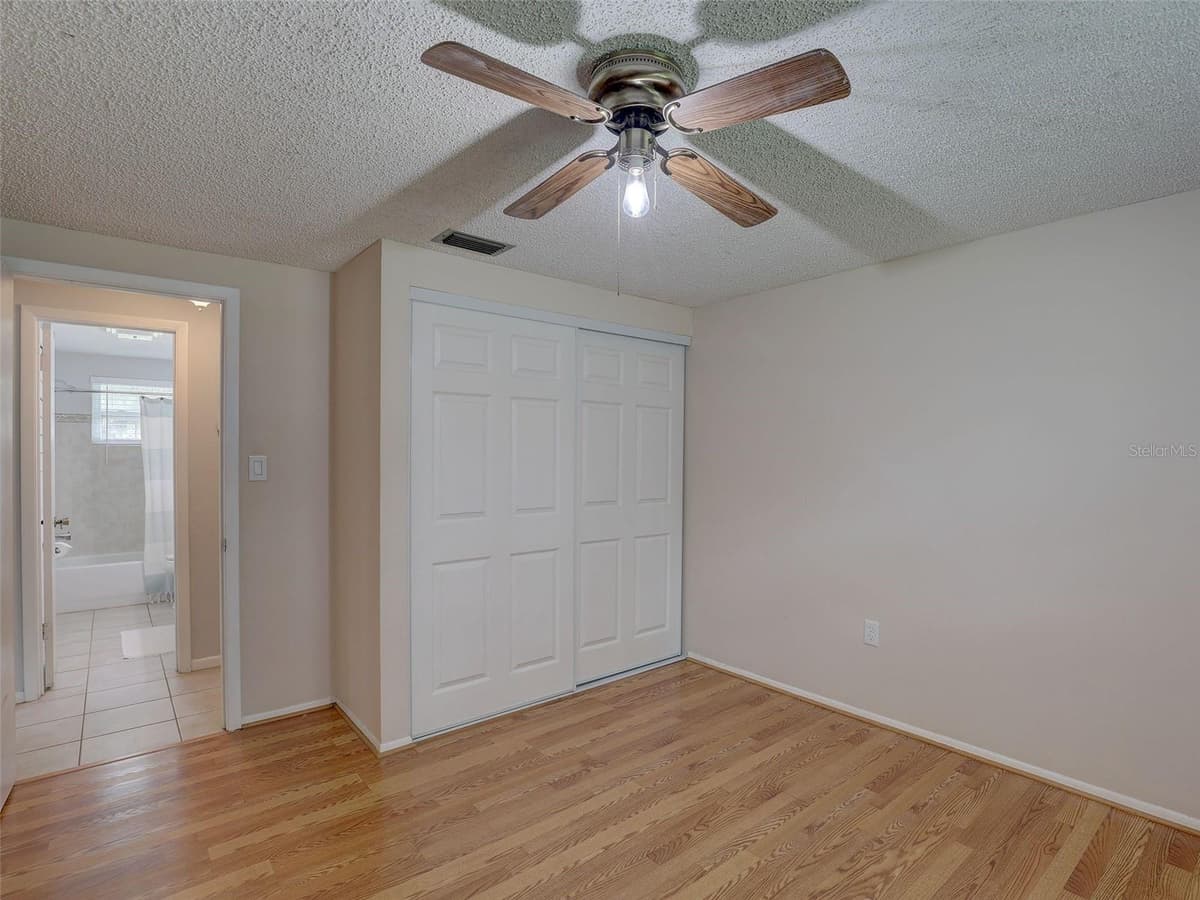 13102 GIBSON LANE — photo 24 of 41