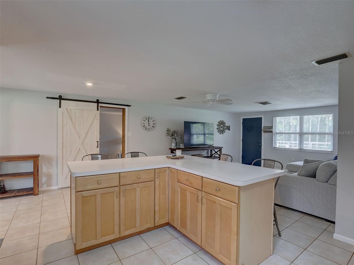 13102 GIBSON LANE — photo 15 of 41