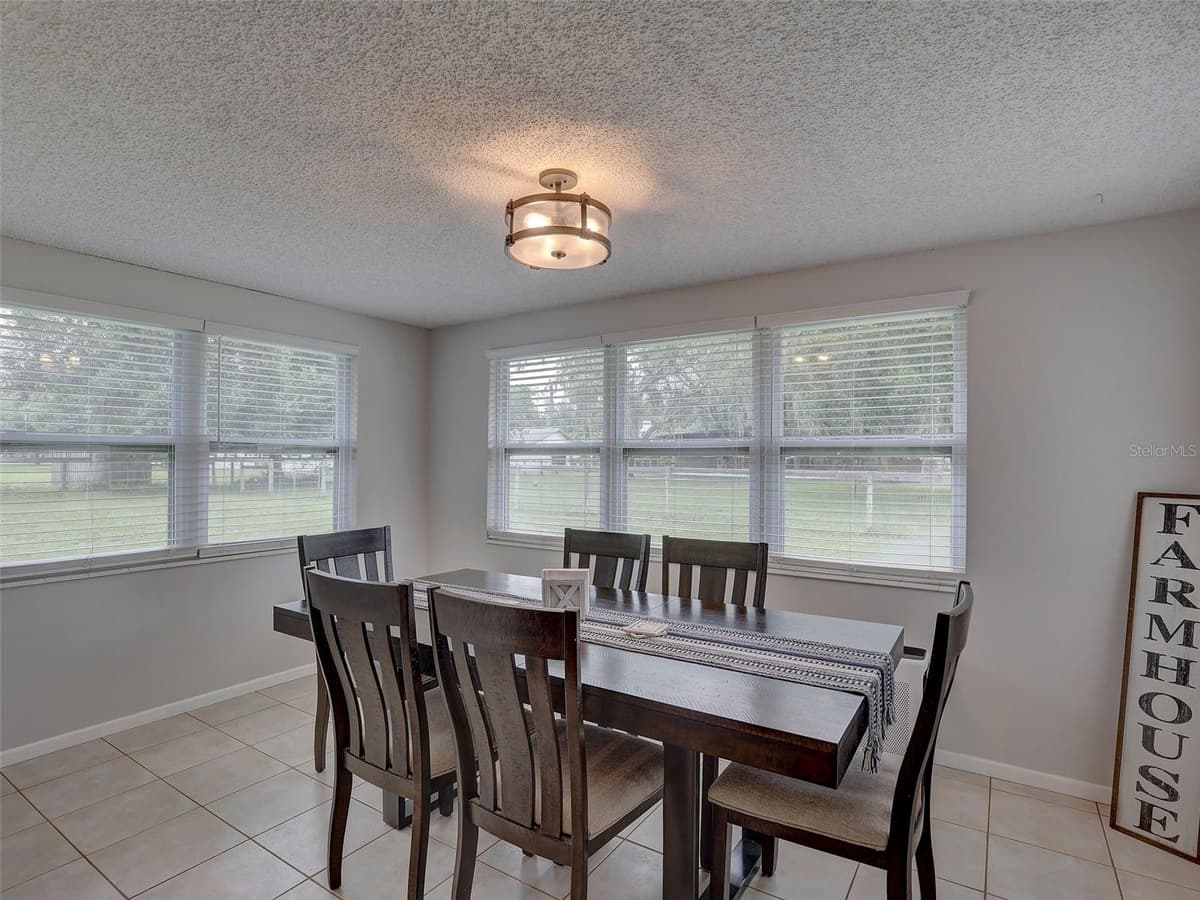 13102 GIBSON LANE — photo 16 of 41