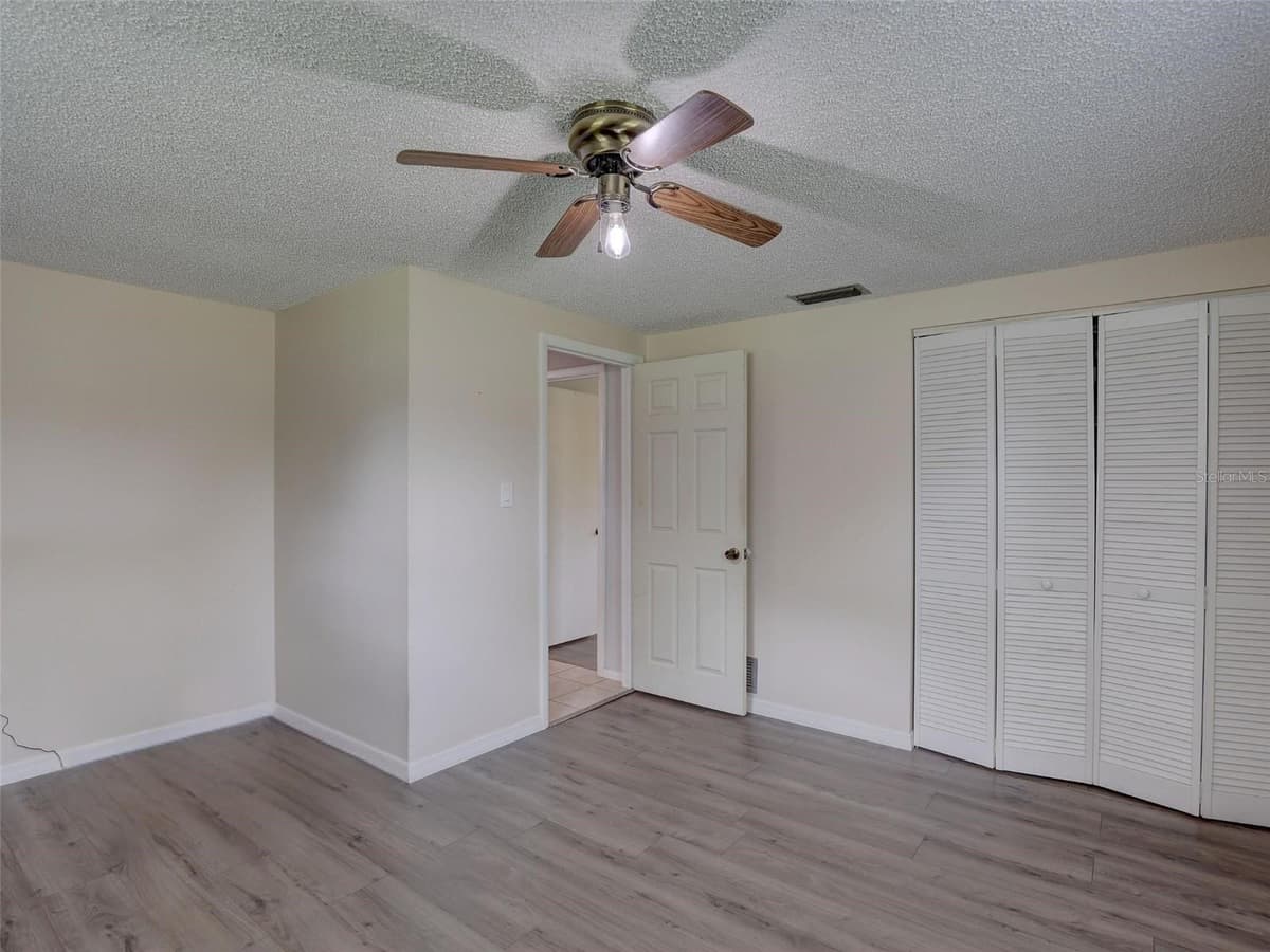13102 GIBSON LANE — photo 30 of 41