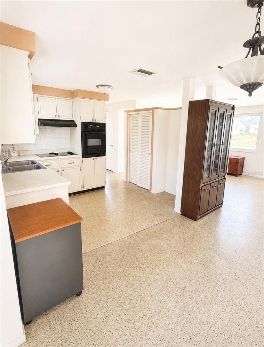3701 HENDRIX STREET — photo 6 of 14