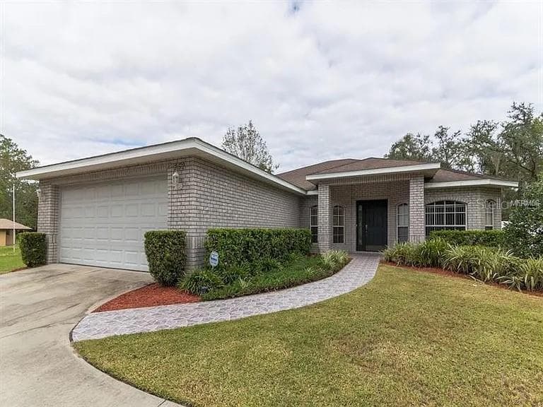 252 DIRKSEN DRIVE — photo 1 of 1