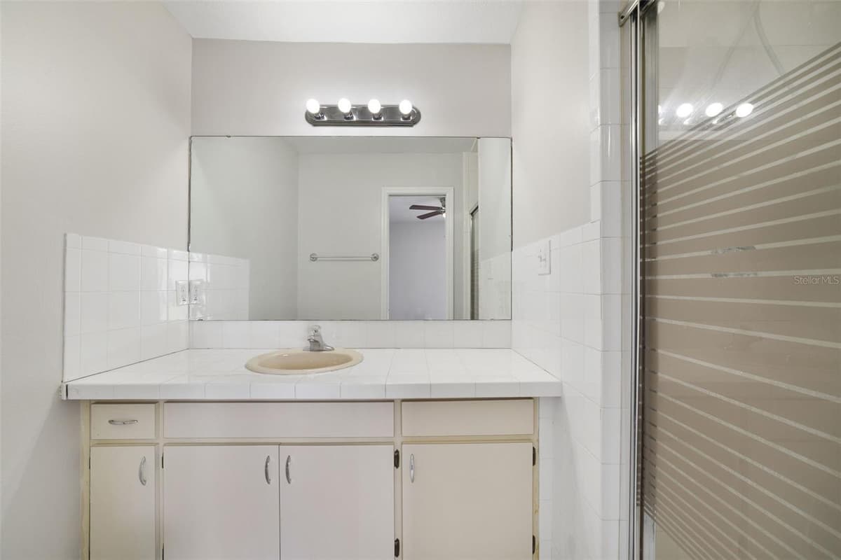 5444 PEACO PLACE — photo 10 of 17