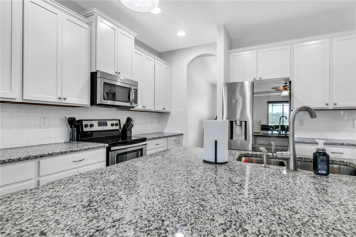 12514 BALLENTRAE FOREST DRIVE — photo 9 of 37