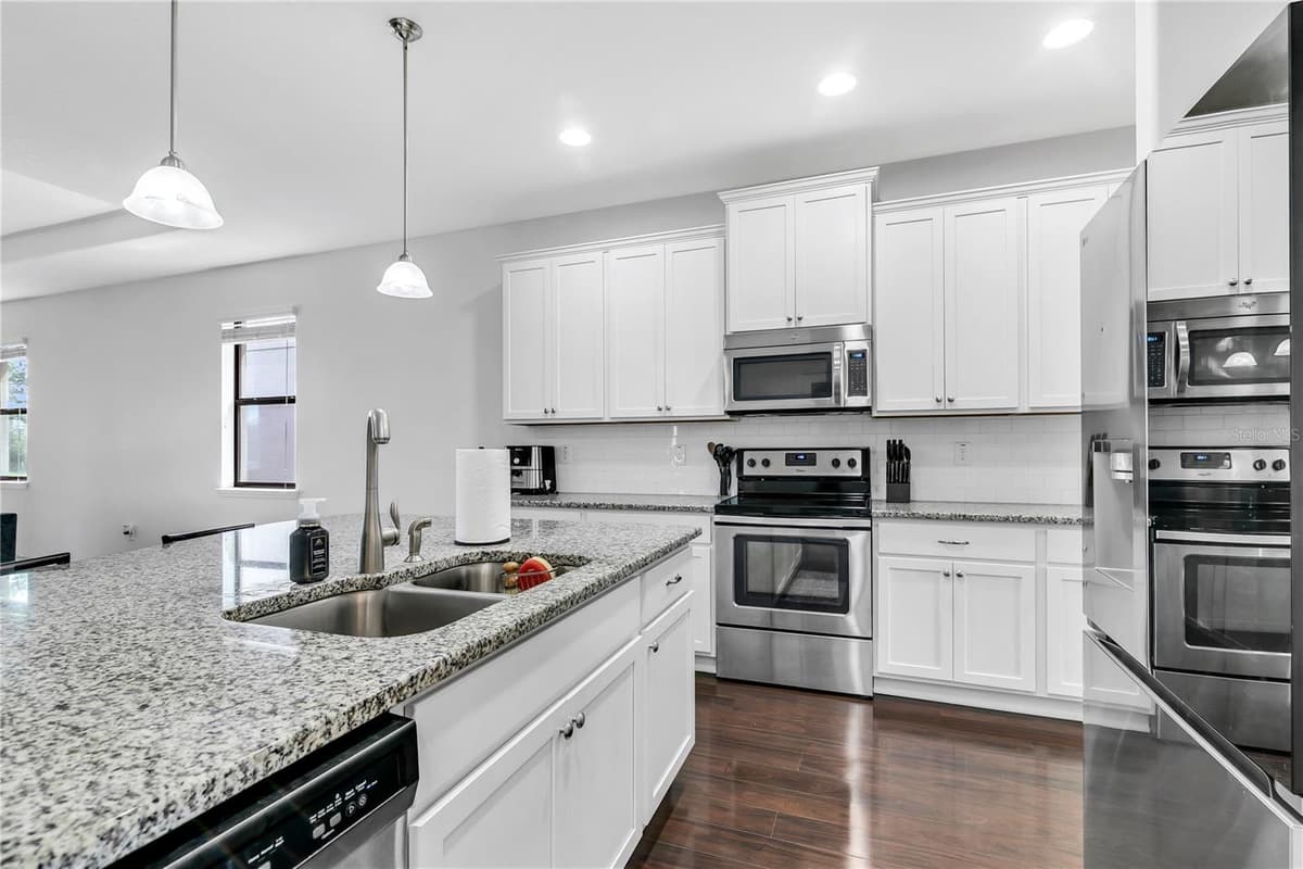 12514 BALLENTRAE FOREST DRIVE — photo 11 of 37
