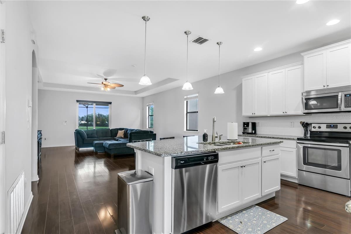 12514 BALLENTRAE FOREST DRIVE — photo 8 of 37
