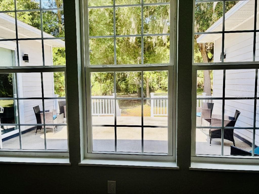 3390 WOODBERRY COURT — photo 11 of 45