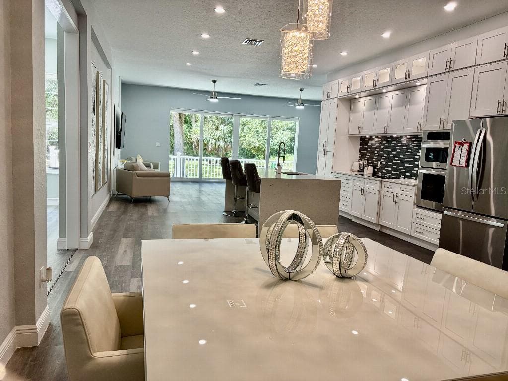 3390 WOODBERRY COURT — photo 12 of 45