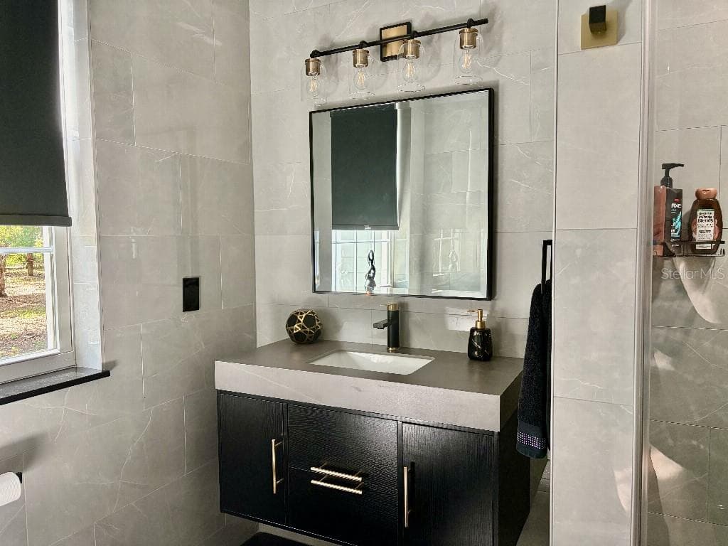 3390 WOODBERRY COURT — photo 30 of 45