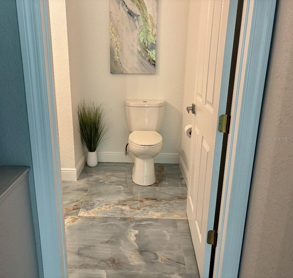 3390 WOODBERRY COURT — photo 25 of 45