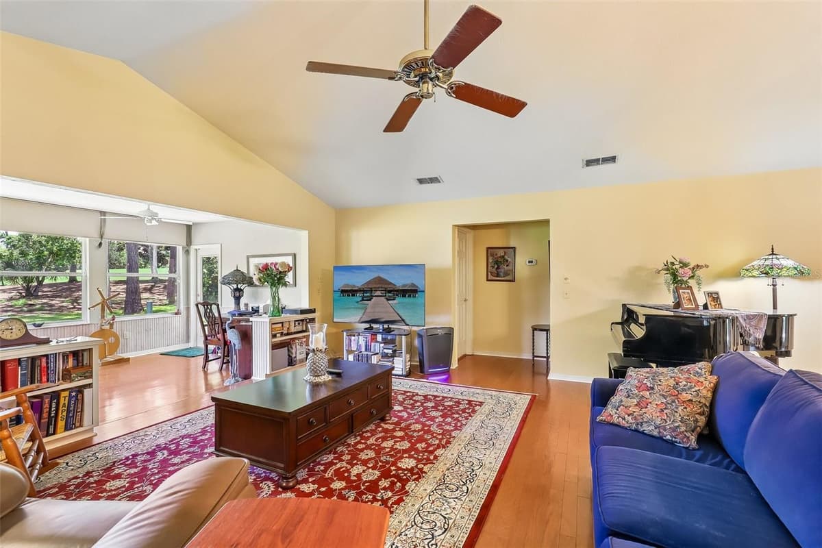 13 JASMINE RUN — photo 10 of 62