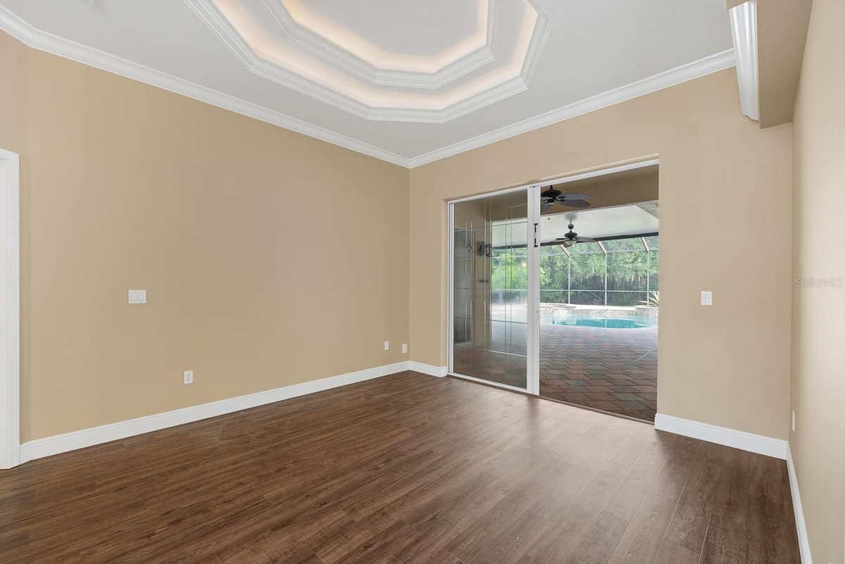 5711 TANAGERSIDE ROAD — photo 10 of 72