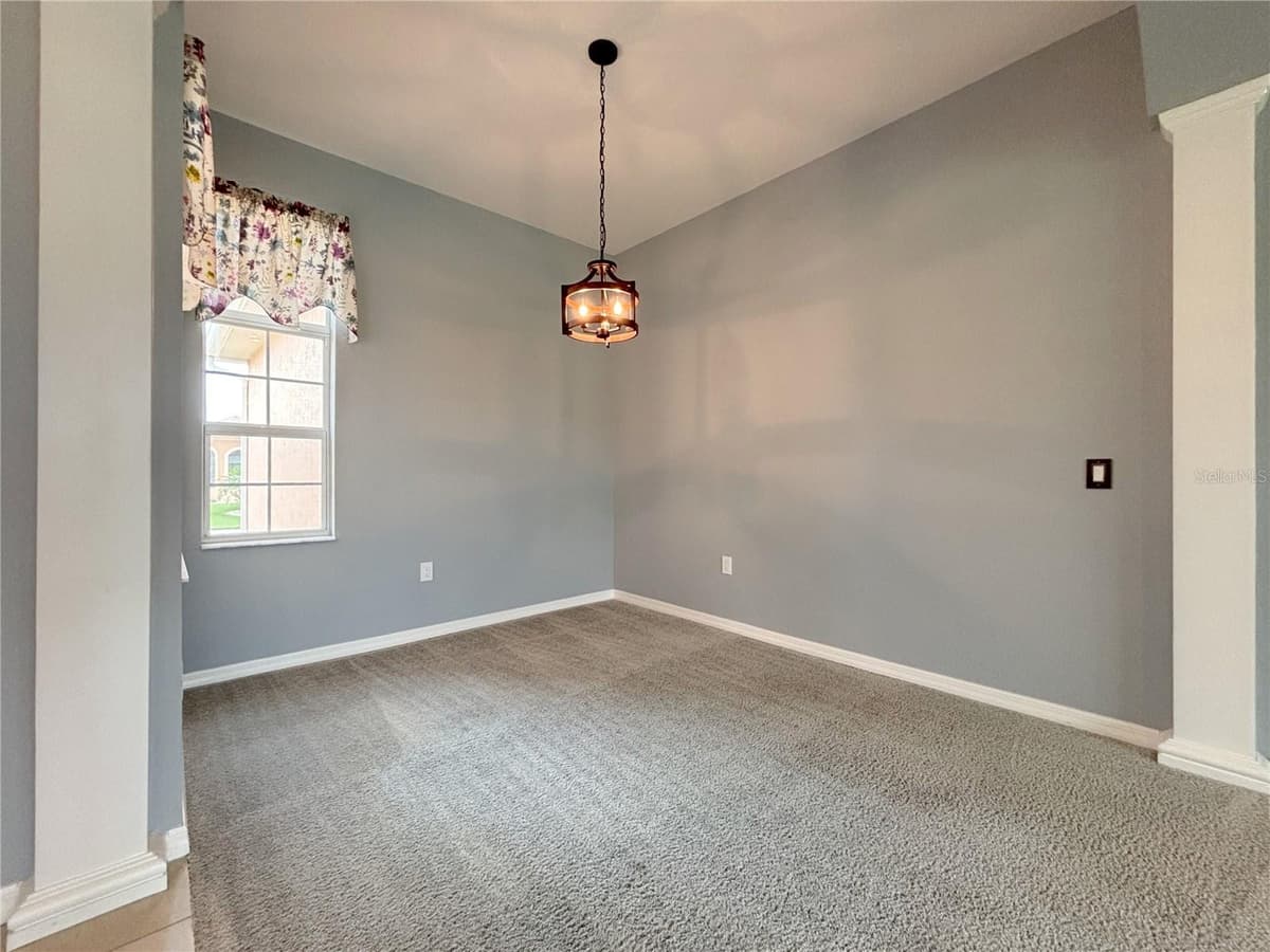 1124 SAWGRASS DRIVE — photo 6 of 71