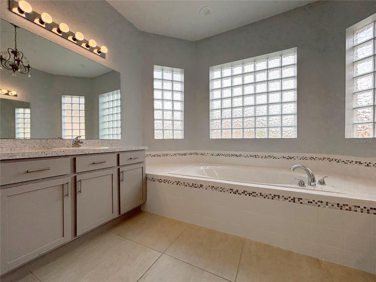 1124 SAWGRASS DRIVE — photo 33 of 71