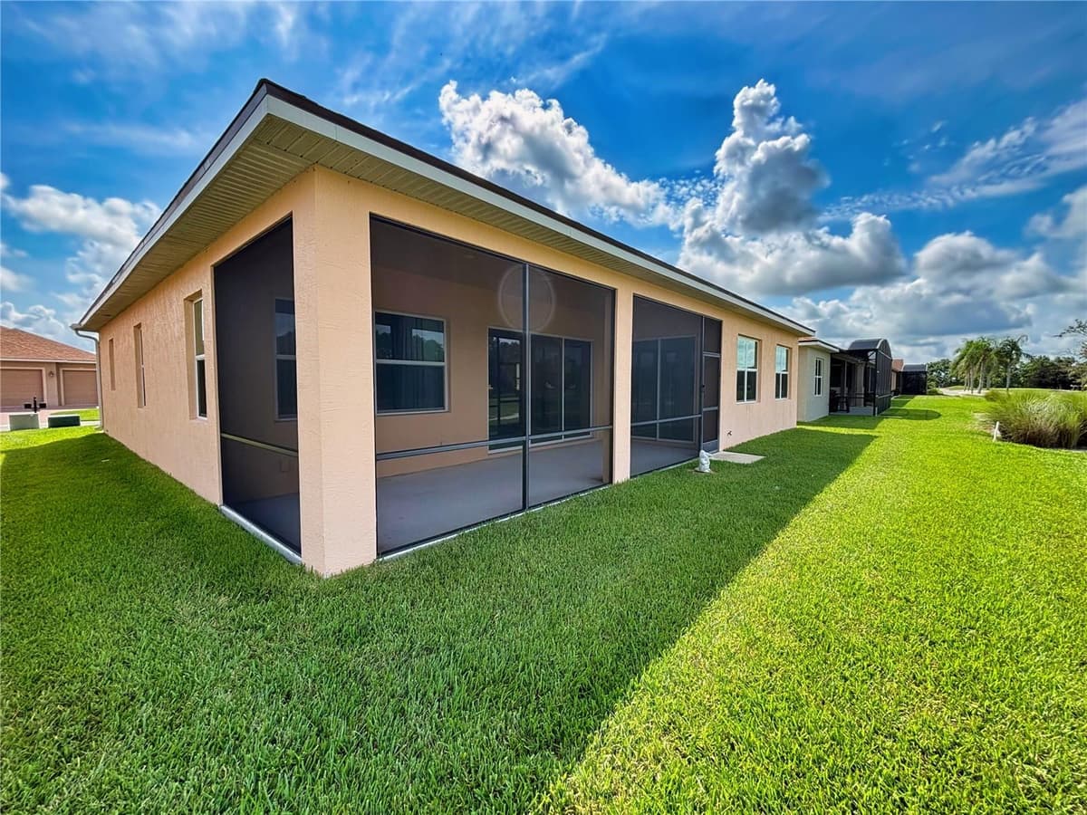 1124 SAWGRASS DRIVE — photo 37 of 71