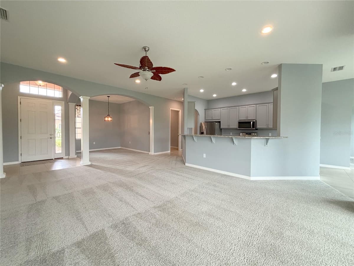 1124 SAWGRASS DRIVE — photo 3 of 71