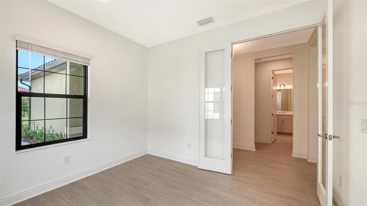 280 ALTAMURA CIRCLE — photo 29 of 40