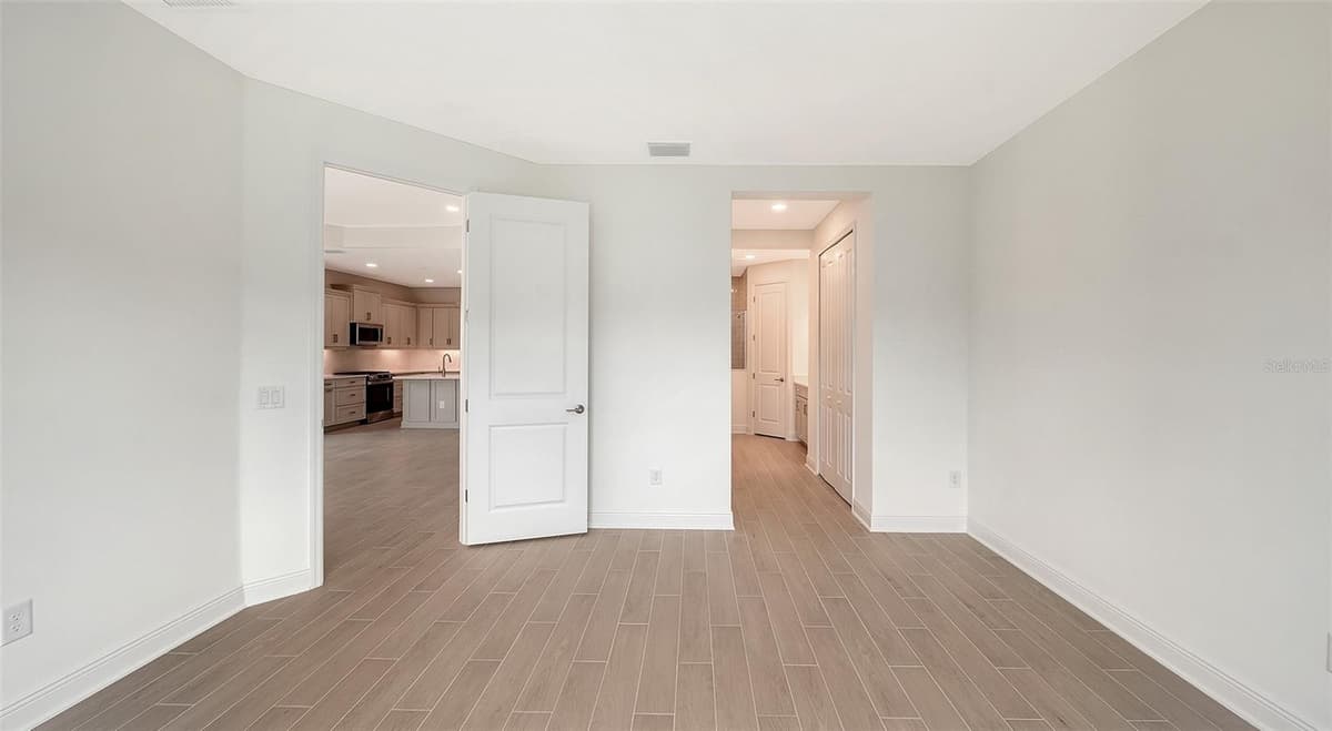 280 ALTAMURA CIRCLE — photo 21 of 40