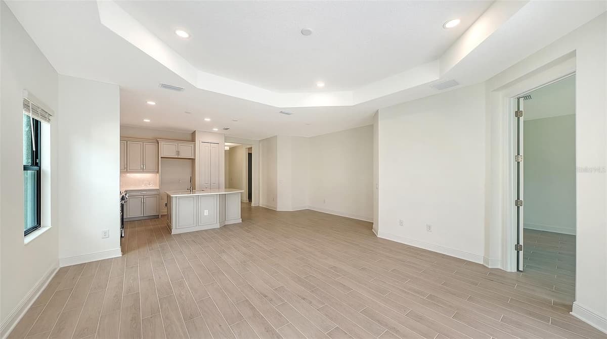 280 ALTAMURA CIRCLE — photo 17 of 40
