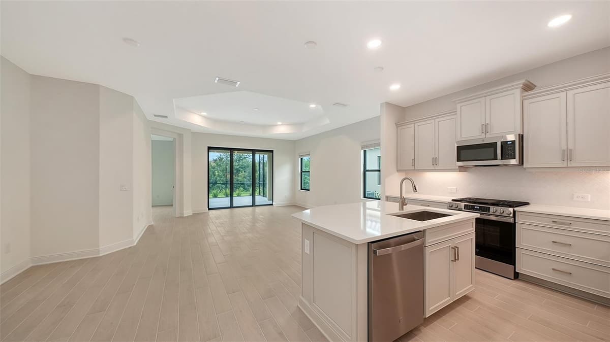 280 ALTAMURA CIRCLE — photo 6 of 40