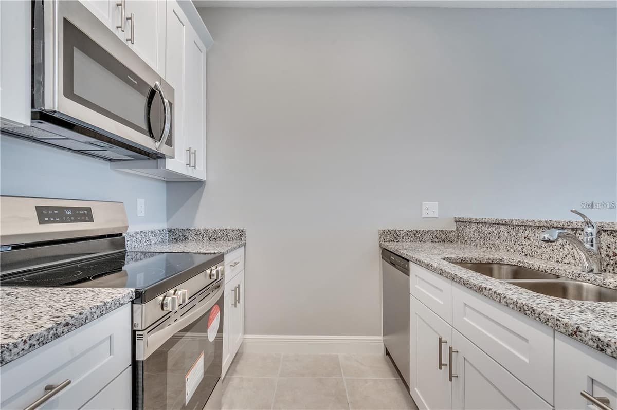 1803 CORIANDER DRIVE — photo 10 of 31