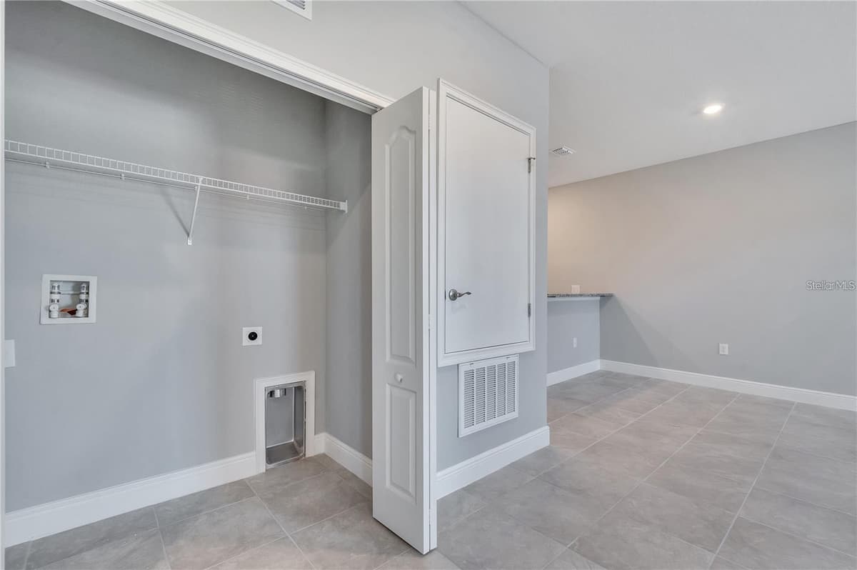 1803 CORIANDER DRIVE — photo 2 of 31