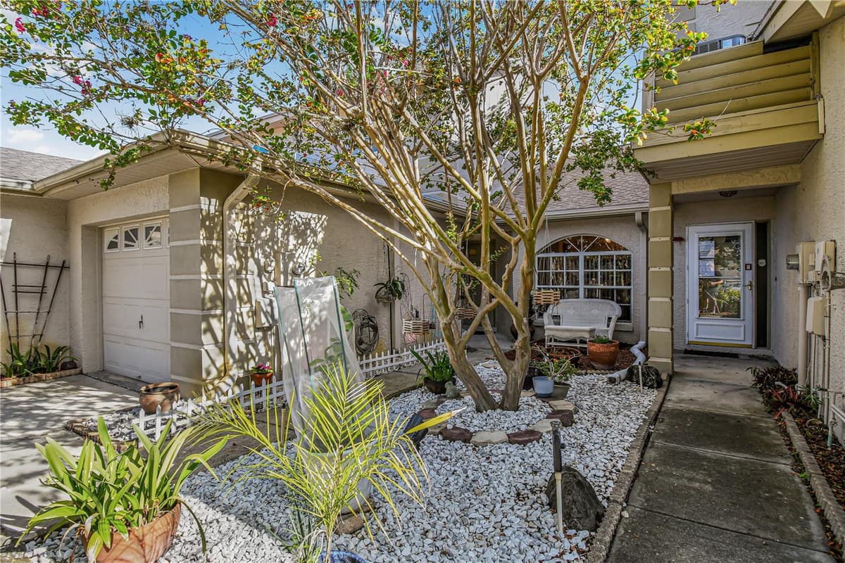 2586 PINE COVE LANE — photo 3 of 51