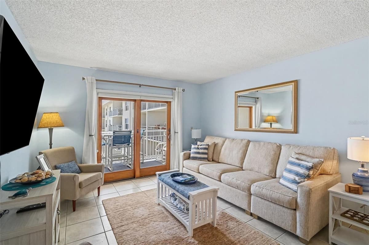 4153 ATLANTIC AVENUE — photo 4 of 29