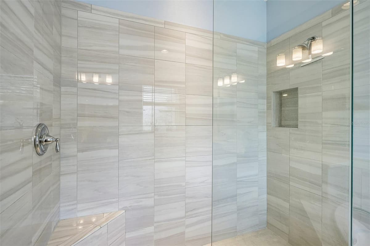 9085 SPRUCE CREEK CIRCLE — photo 40 of 69