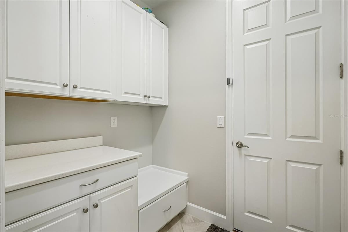 9085 SPRUCE CREEK CIRCLE — photo 20 of 69