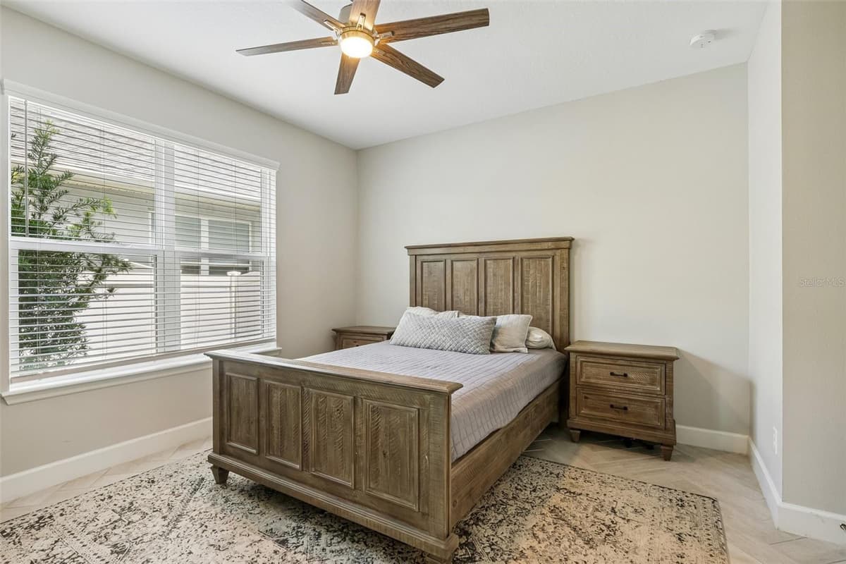 9085 SPRUCE CREEK CIRCLE — photo 17 of 69