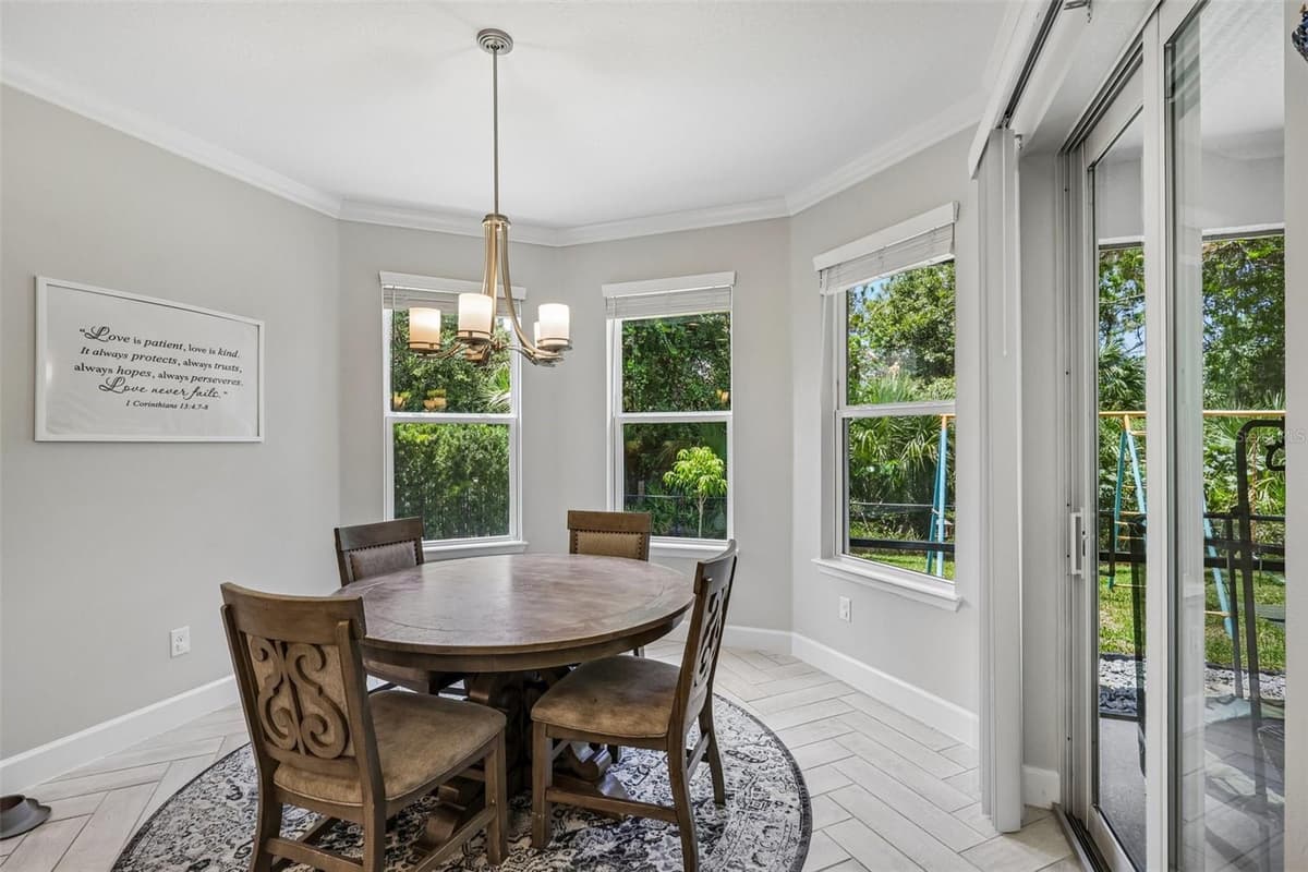 9085 SPRUCE CREEK CIRCLE — photo 11 of 69