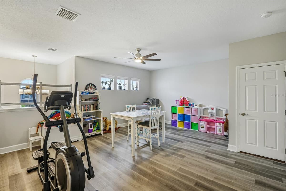 9085 SPRUCE CREEK CIRCLE — photo 23 of 69