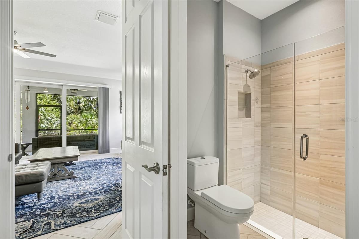 9085 SPRUCE CREEK CIRCLE — photo 19 of 69