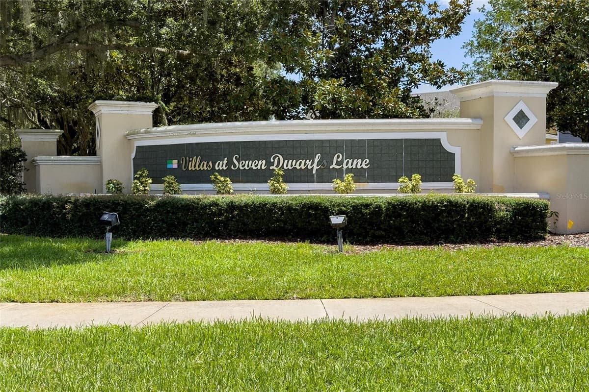 2616 LODI CIRCLE — photo 1 of 31