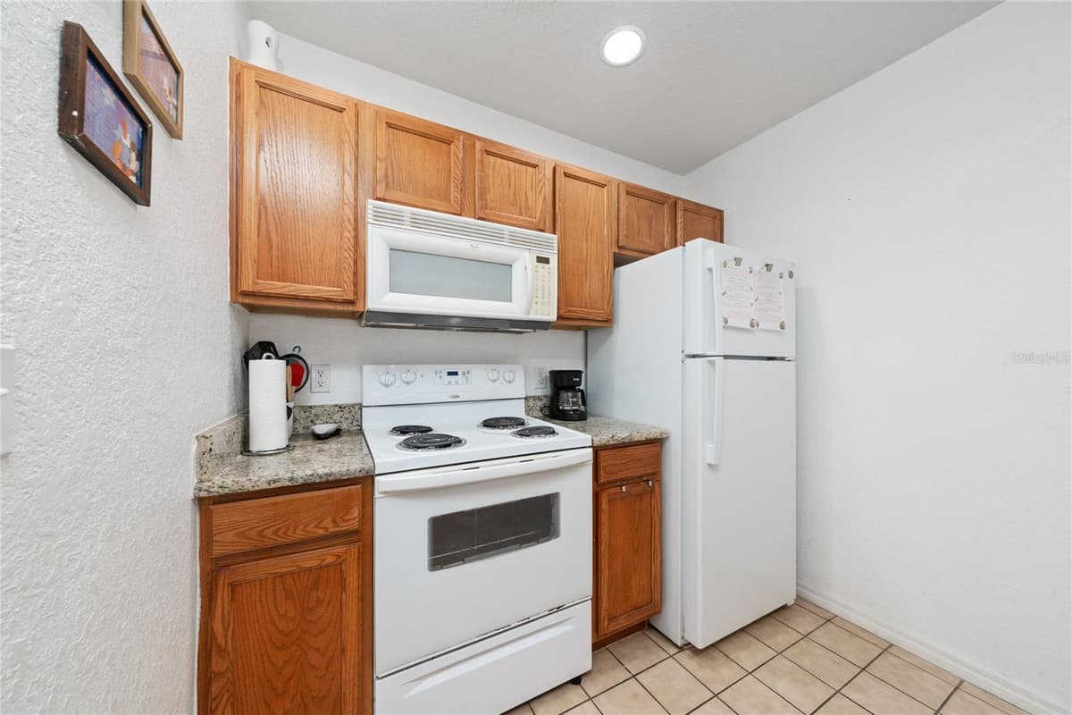 2616 LODI CIRCLE — photo 16 of 31