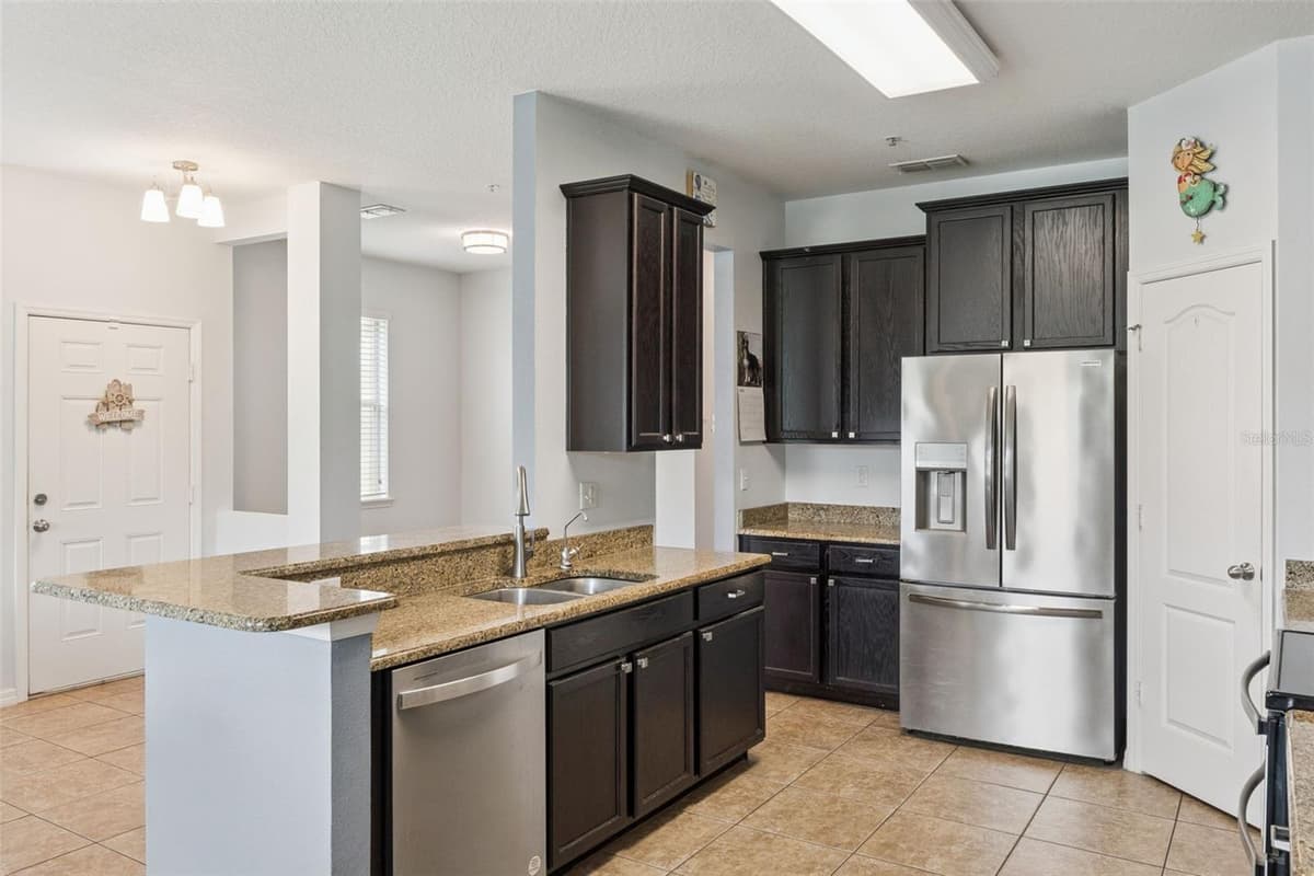 1668 SCARLET OAK LOOP — photo 8 of 46