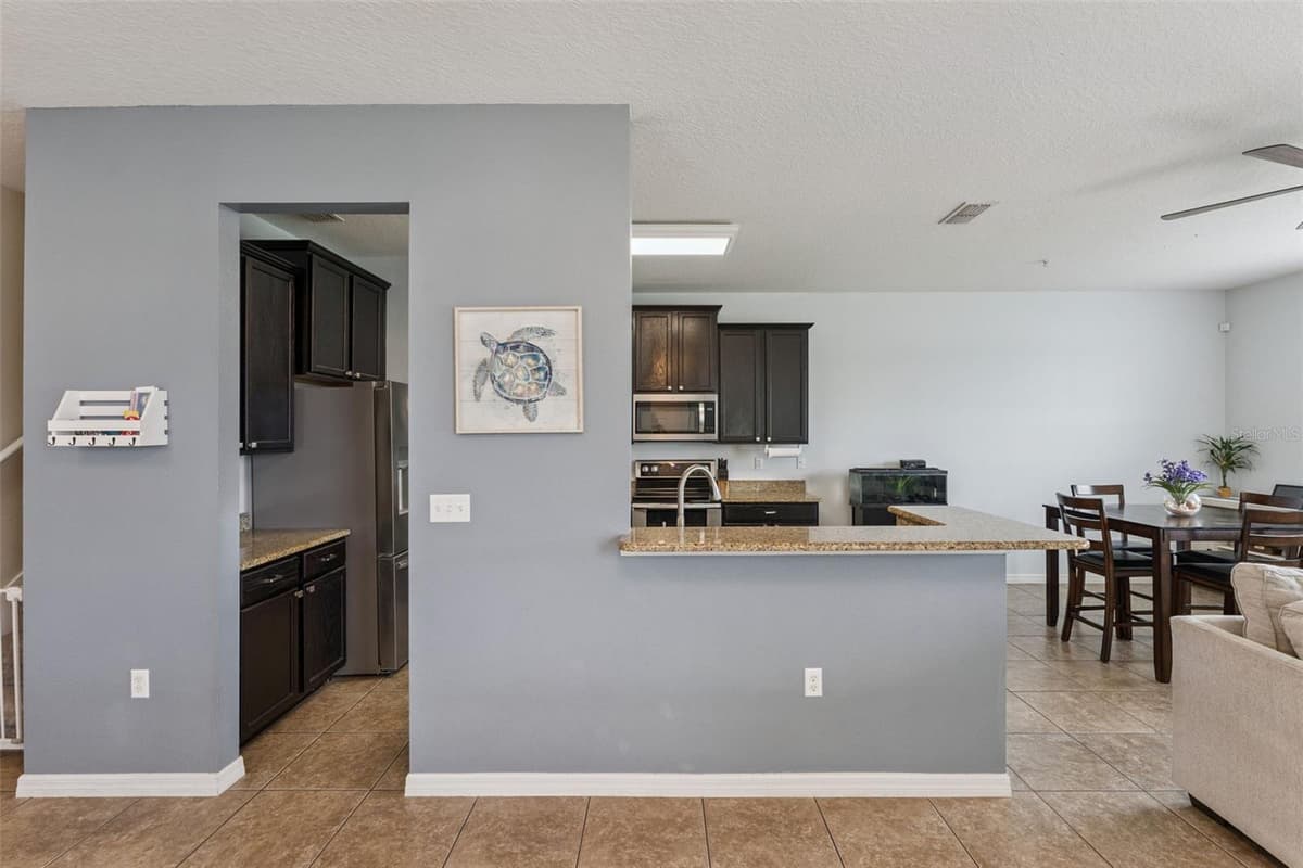 1668 SCARLET OAK LOOP — photo 10 of 46